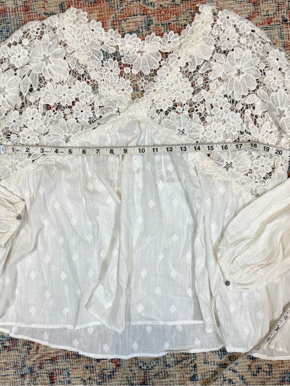 Free People White Lace Floral Embroidered Peasant Boho Euro Blouse Women’s M - Picture 8 of 8